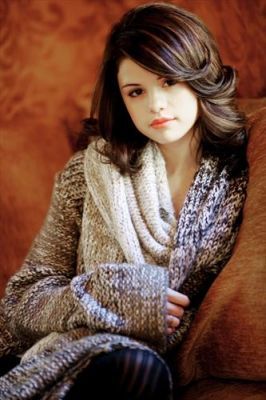 selenagomezfan_com-photoshoot48-050.jpg